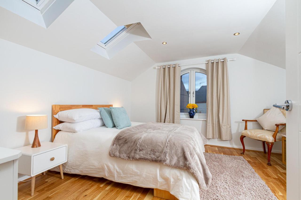 The Coach House, Centrally Located Detached Coach House Cardiff Exterior foto